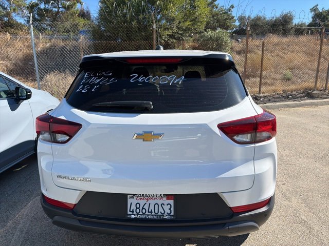 2023 Chevrolet Trailblazer LS photo 3