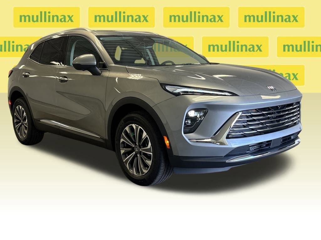 2025 Buick Envision Preferred's photo