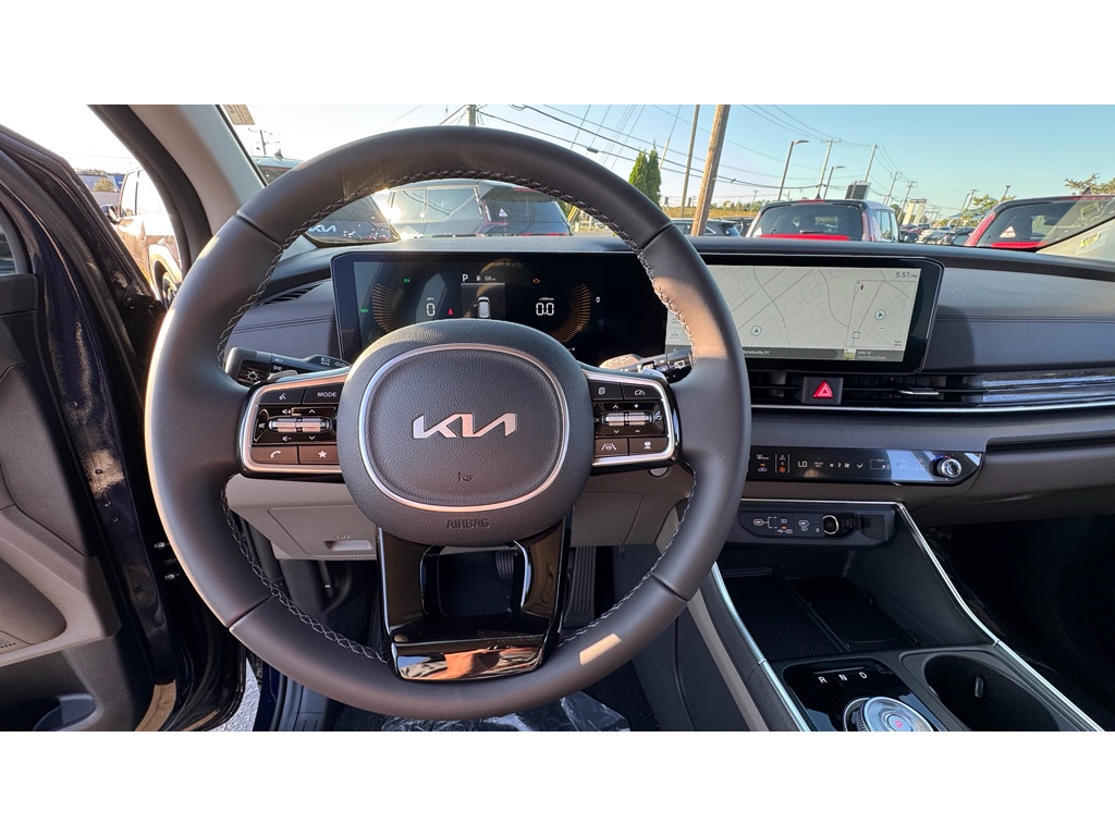 2026 Kia Carnival EX photo 6
