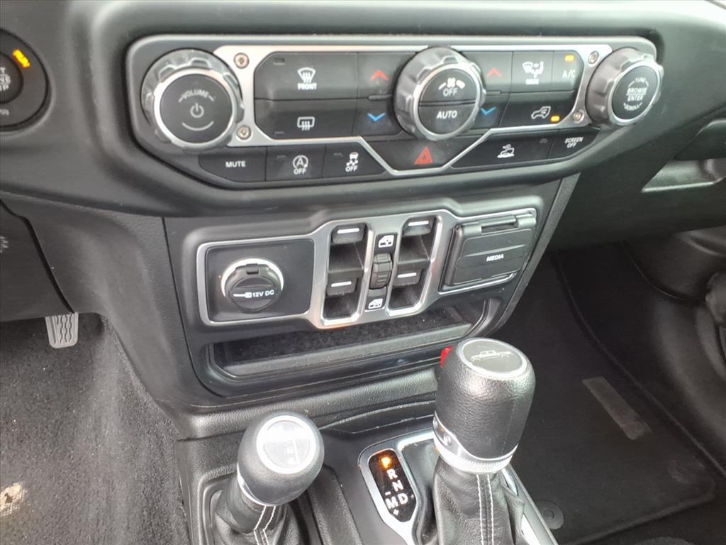 2023 Jeep Gladiator Overland photo 22