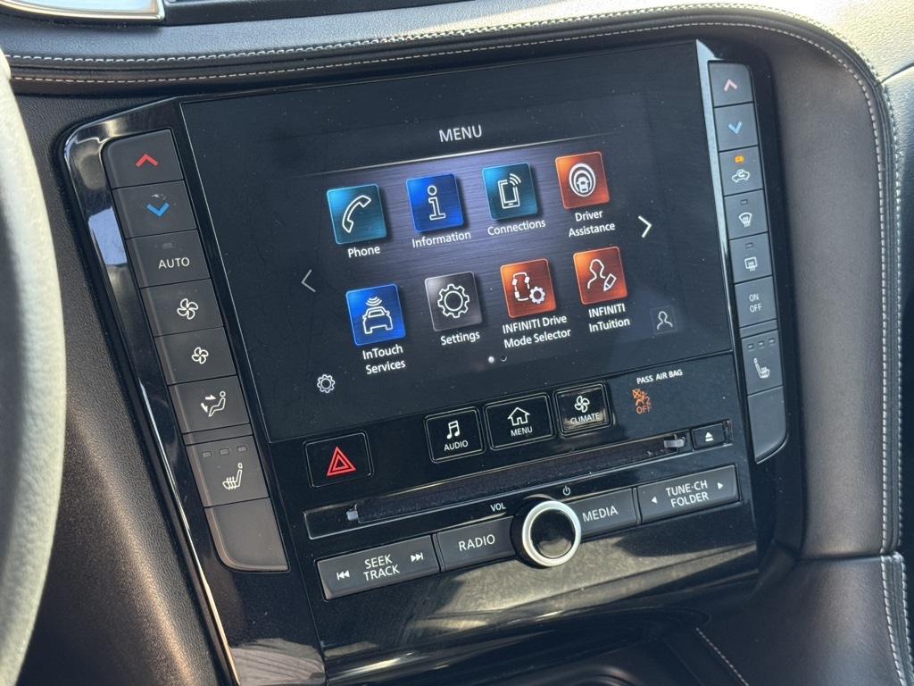2024 Infiniti QX50 Luxe photo 11