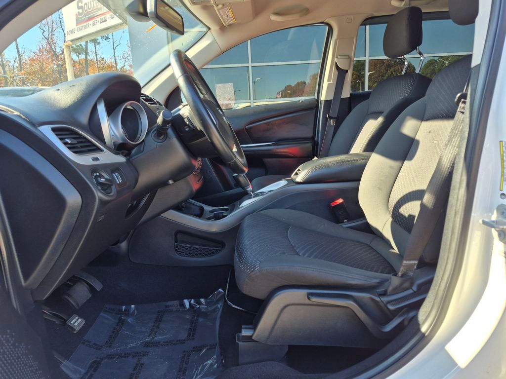 2018 Dodge Journey SE photo 2