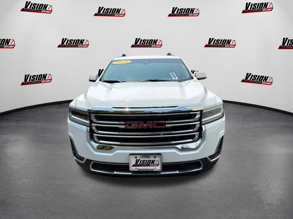 2023 Gmc Acadia SLE photo 2