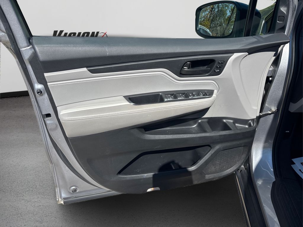 2022 Honda Odyssey EX-L photo 23