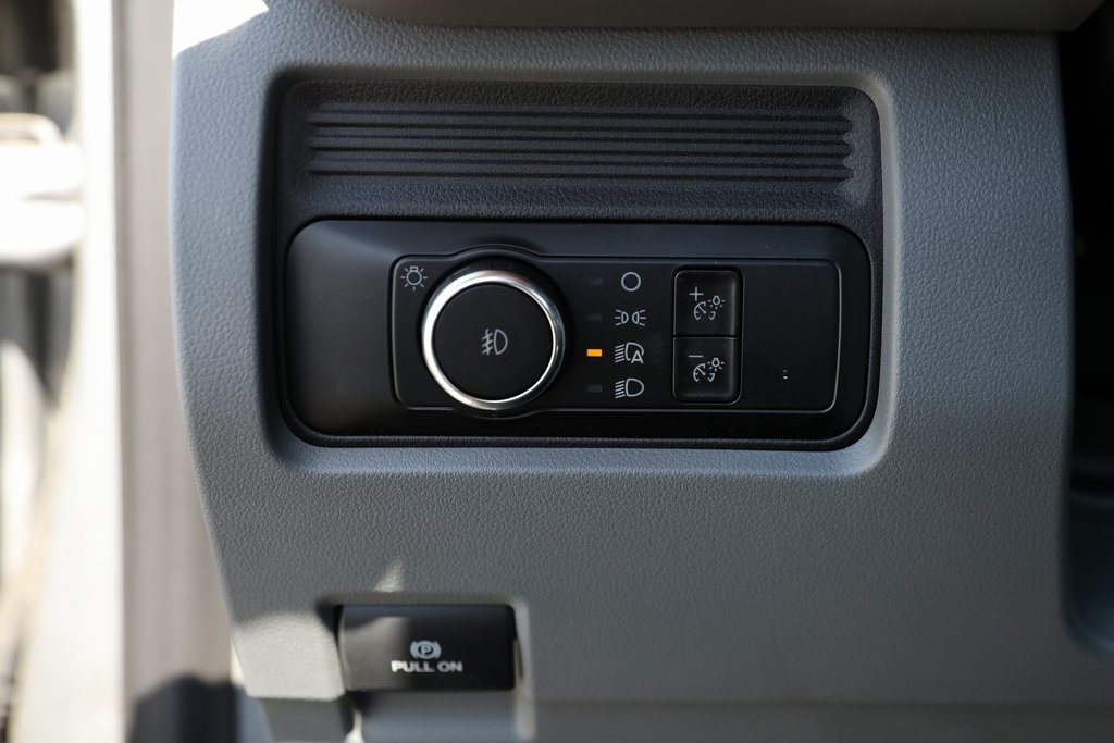 2024 Ford F-550 XL photo 30