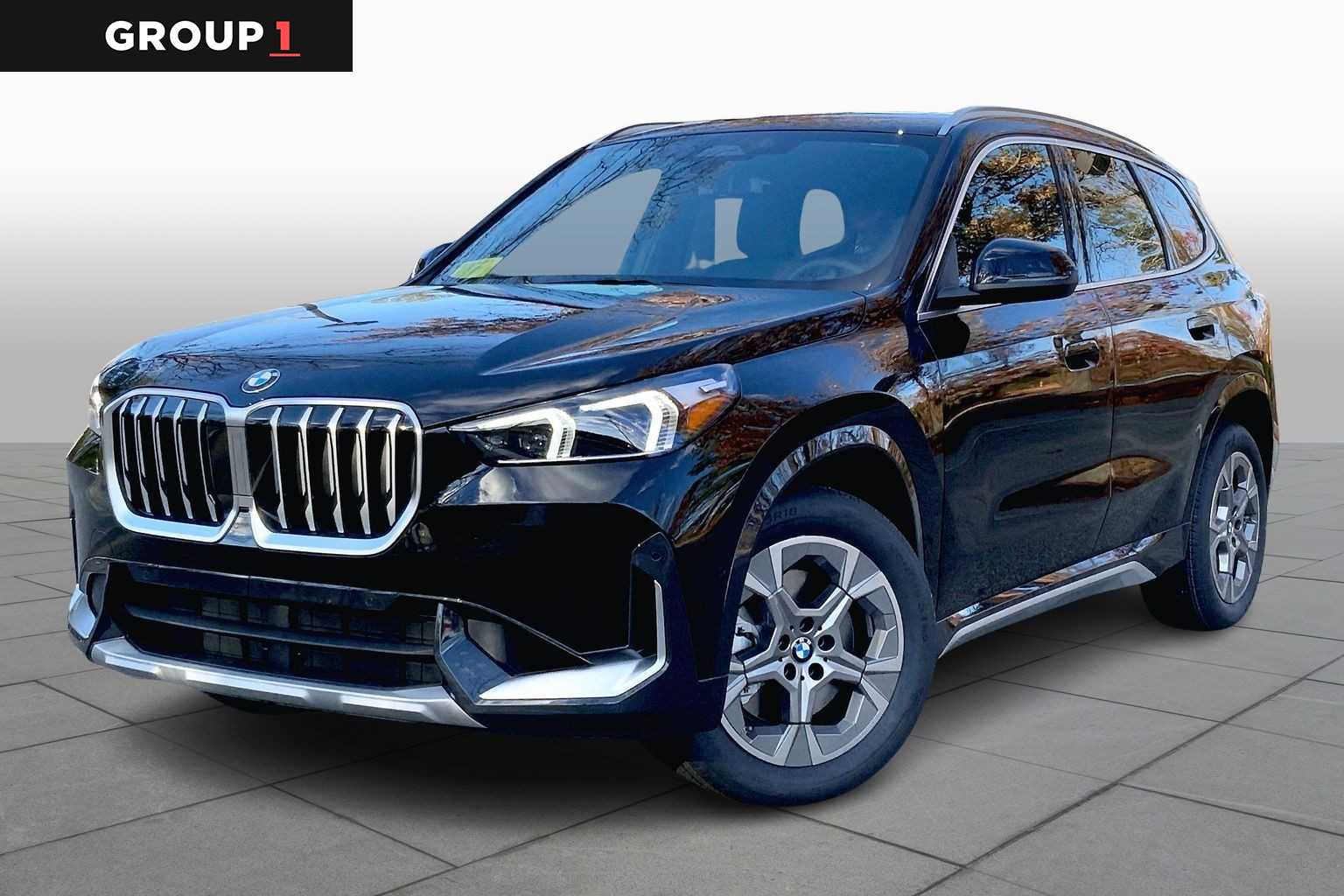 2026 BMW X1 28i's photo