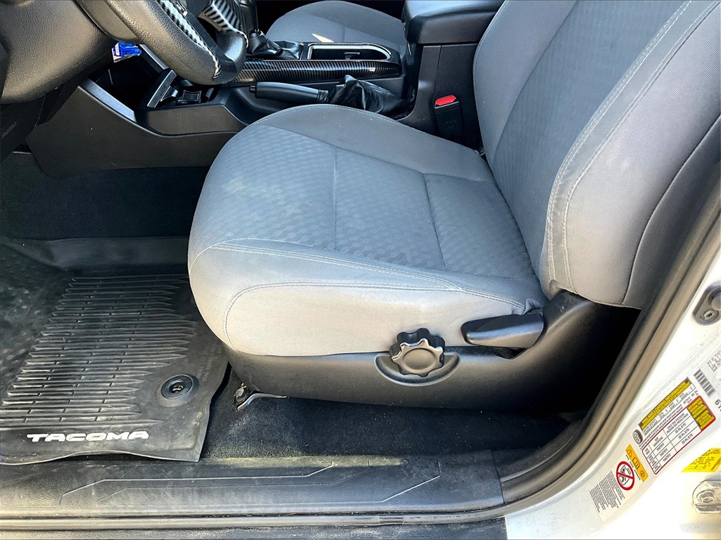 2020 Toyota Tacoma SR photo 30