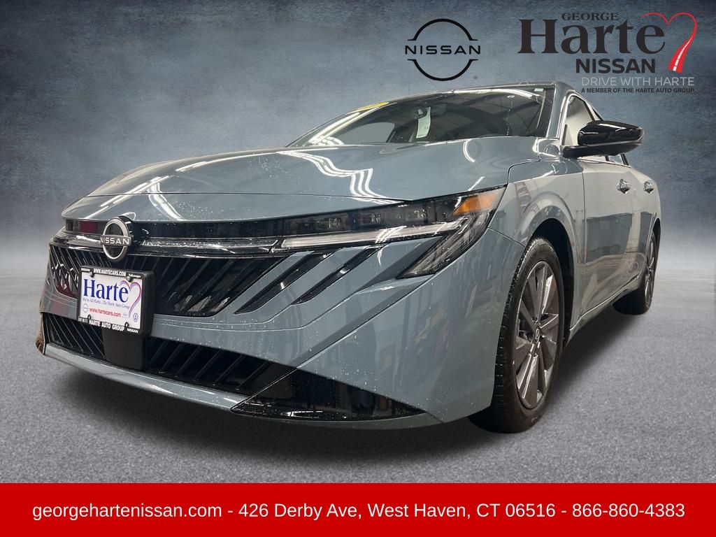 2026 Nissan Sentra SL's photo