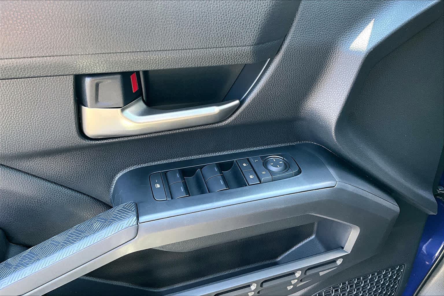 2025 Toyota Tacoma TRD Off-Road 4x4 Double Cab photo 19