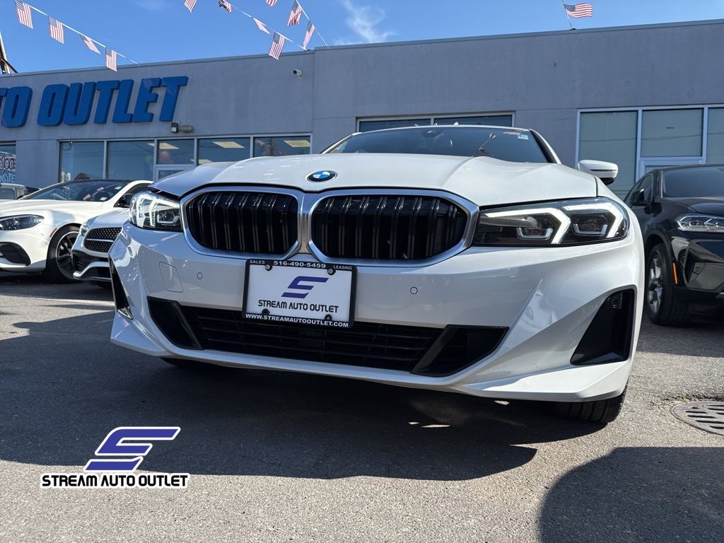2024 Bmw 330i xDrive photo 2