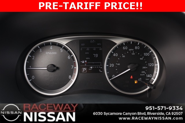 2025 Nissan Kicks Play S photo 24