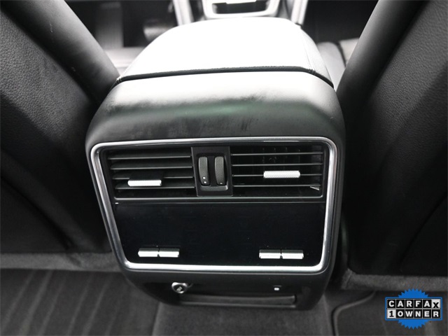 2023 Porsche Cayenne Base photo 25
