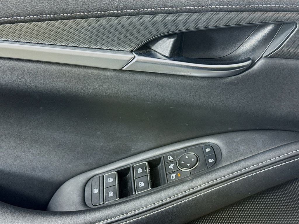 2023 Infiniti QX60 Luxe photo 21