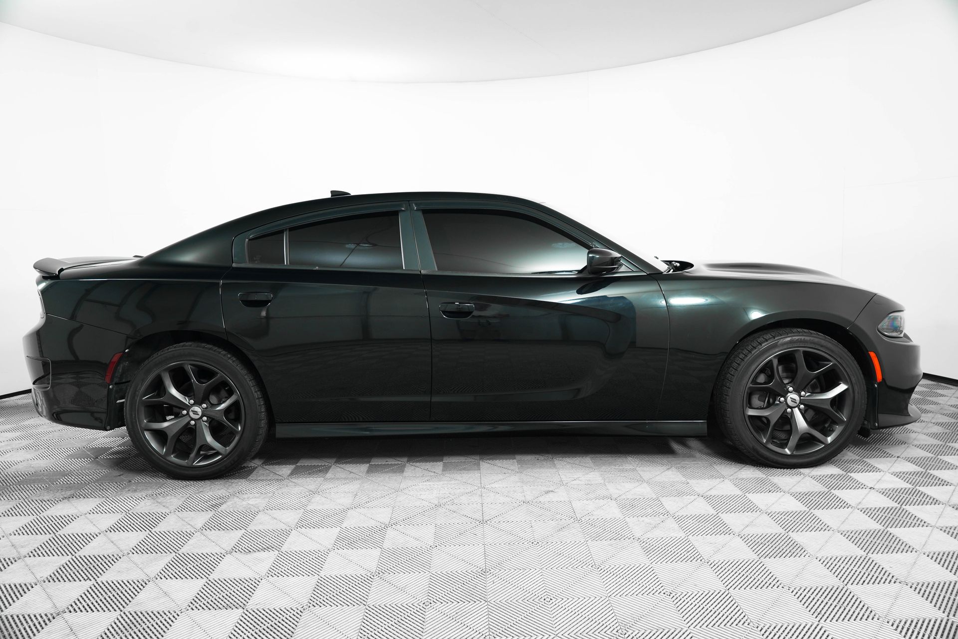 2019 Dodge Charger GT photo 7
