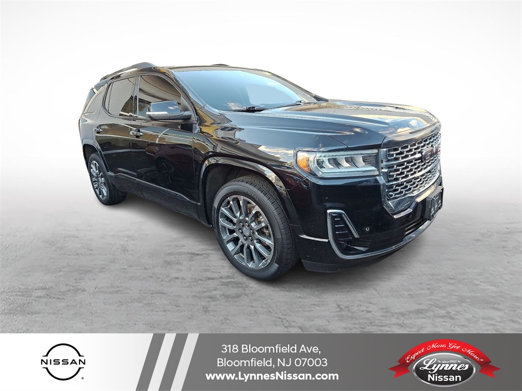 2021 GMC Acadia Denali's photo