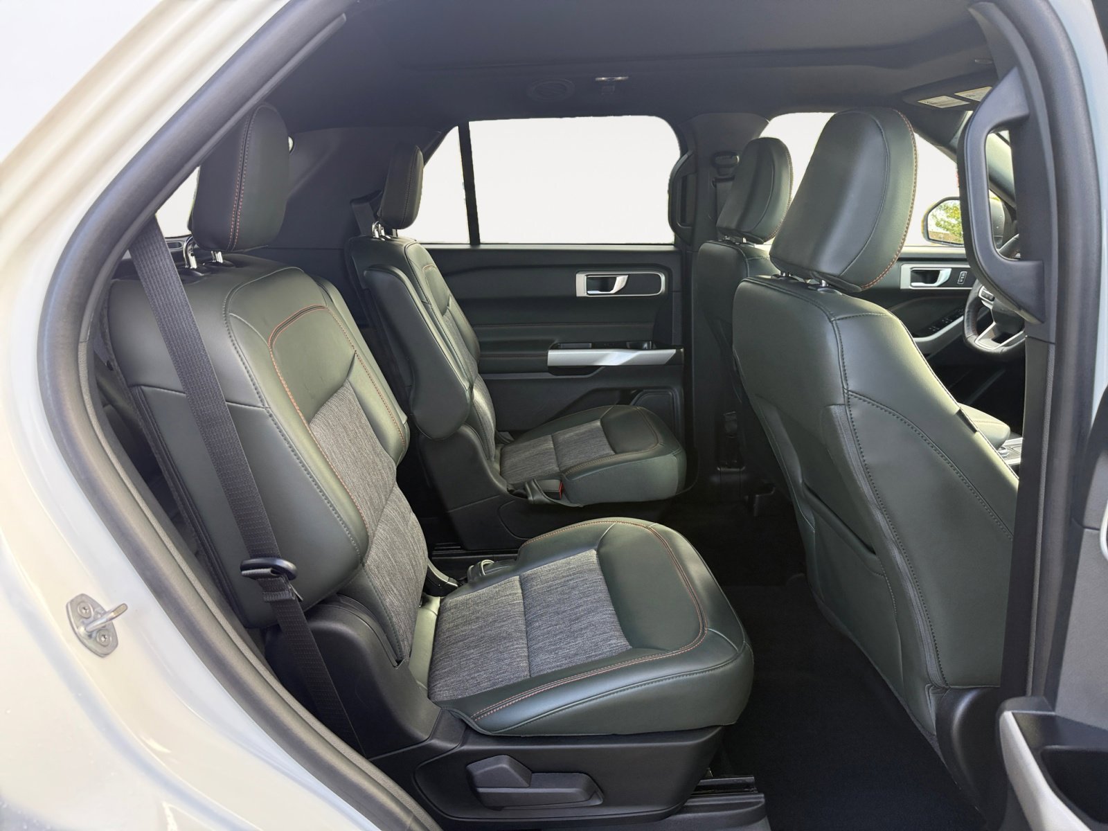 2022 Ford Explorer Timberline photo 17