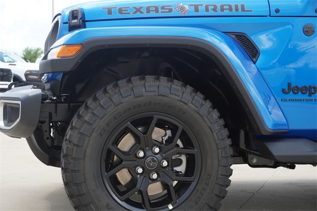 2025 Jeep Gladiator Sport photo 5