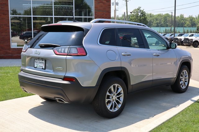 2021 Jeep Cherokee Latitude Lux photo 28