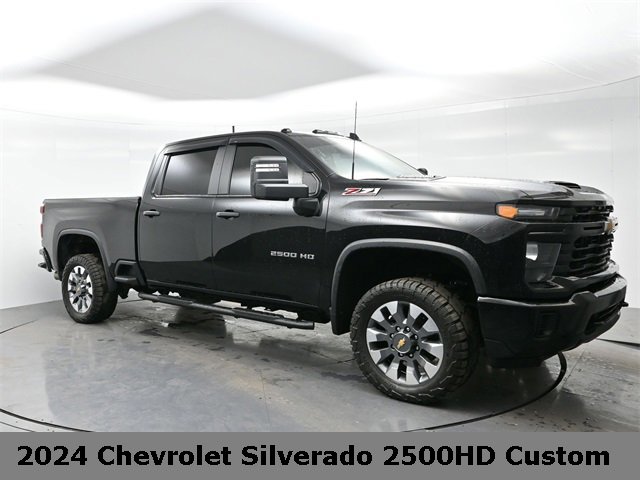 2024 Chevrolet Silverado 2500HD Custom's photo