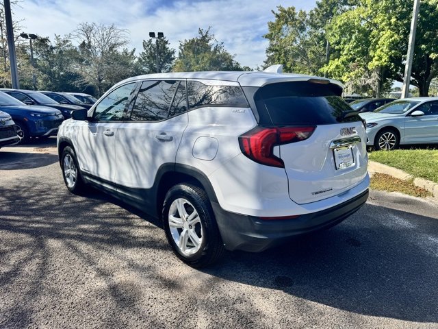 2020 Gmc Terrain SLE photo 3