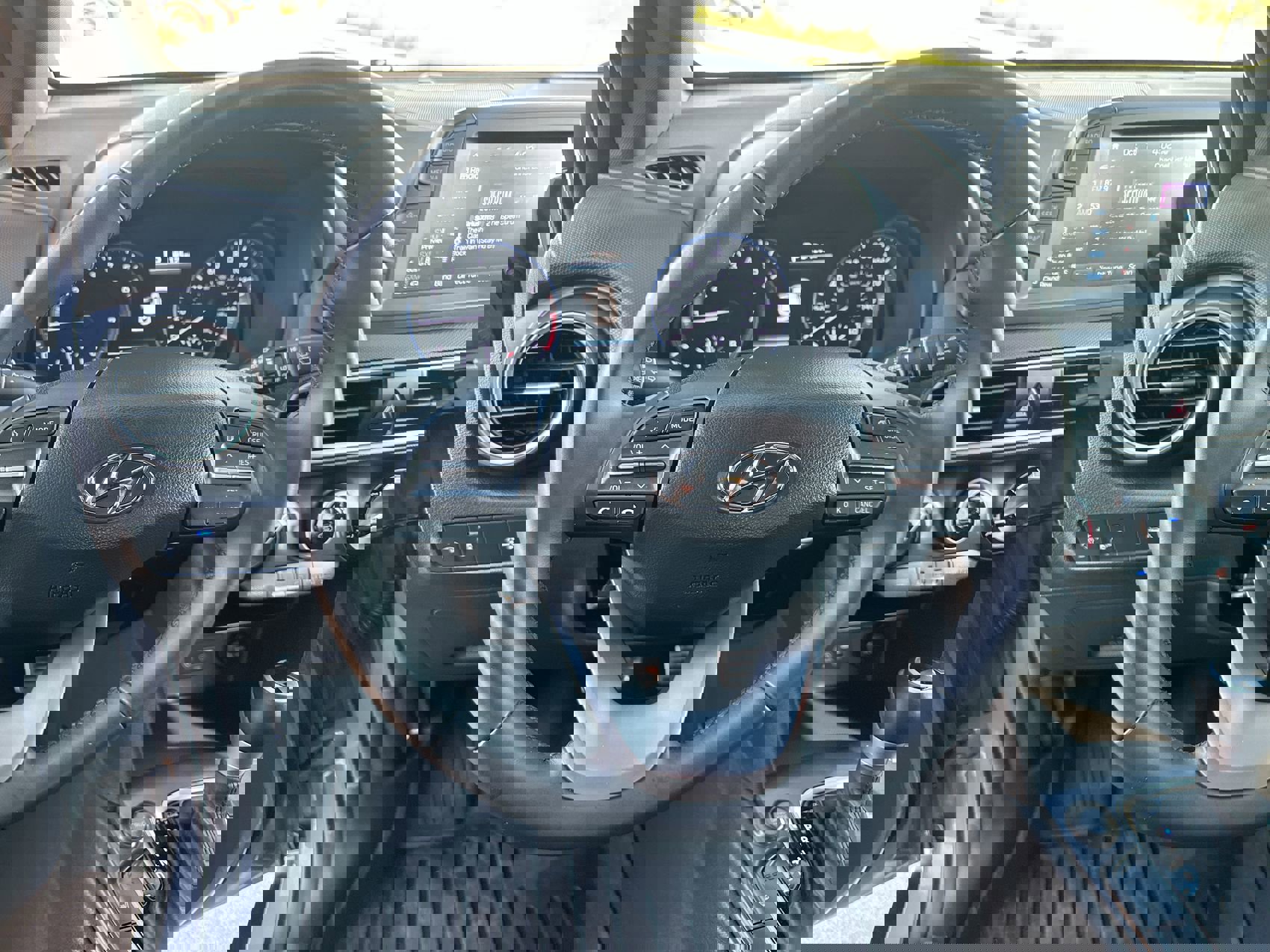 2021 Hyundai Kona SEL Plus photo 13