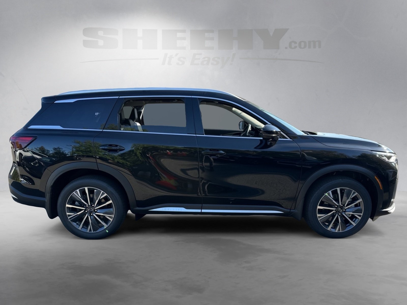 2026 Infiniti QX60 Luxe AWD photo 4