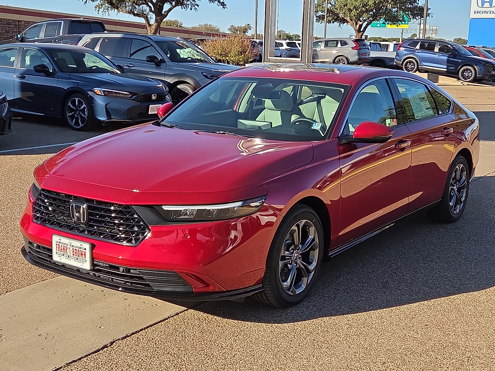 2025 Honda Accord Hybrid EX-L's photo