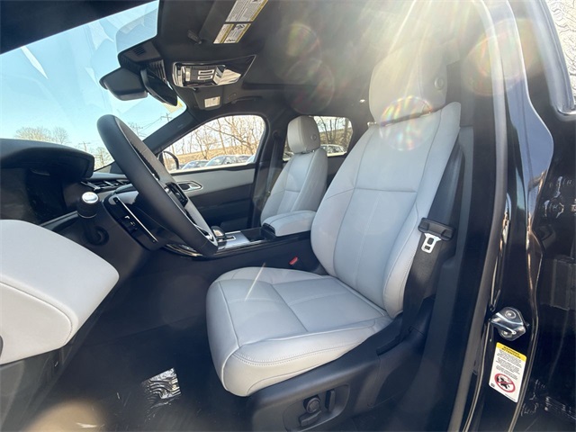 2026 Land Rover Range Rover Velar S photo 16