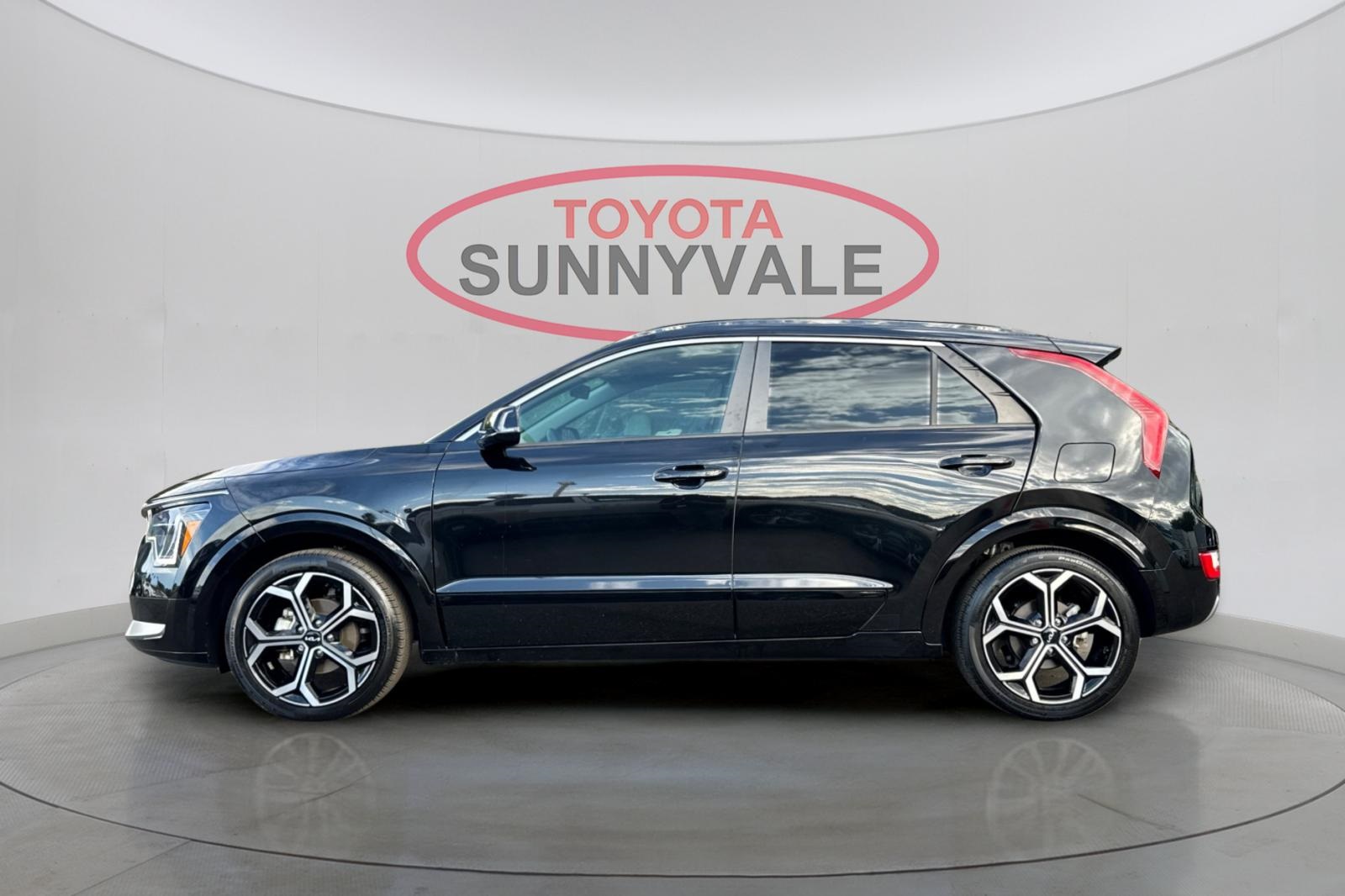 2023 Kia Niro EX photo 5