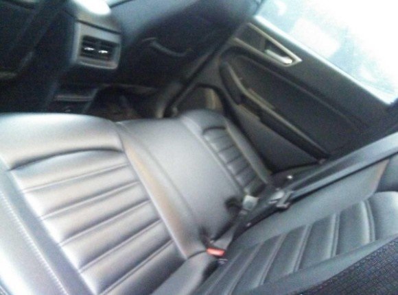 2023 Ford Edge SEL photo 2