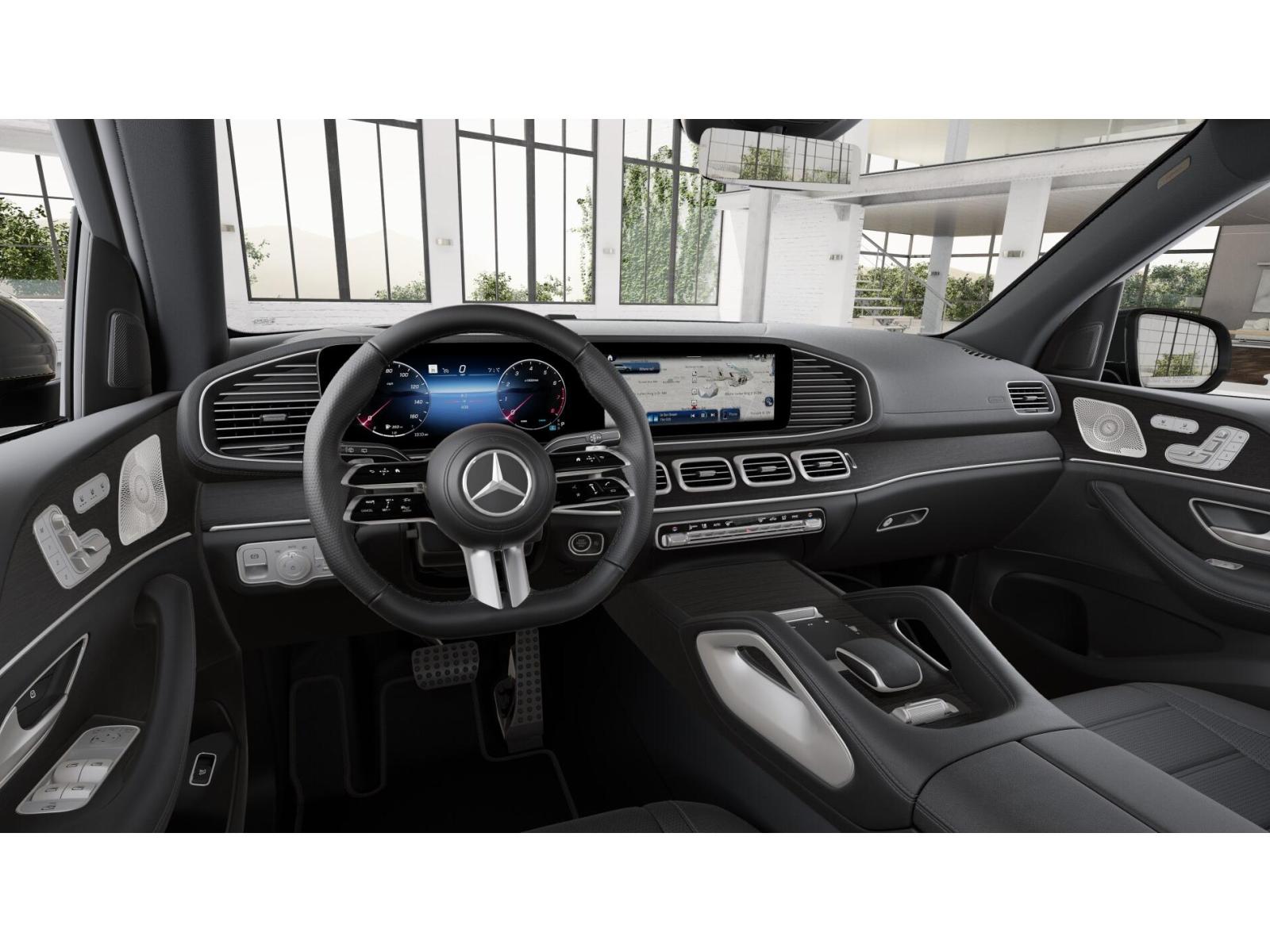 2026 Mercedes Benz GLS 580 4MATIC photo 3