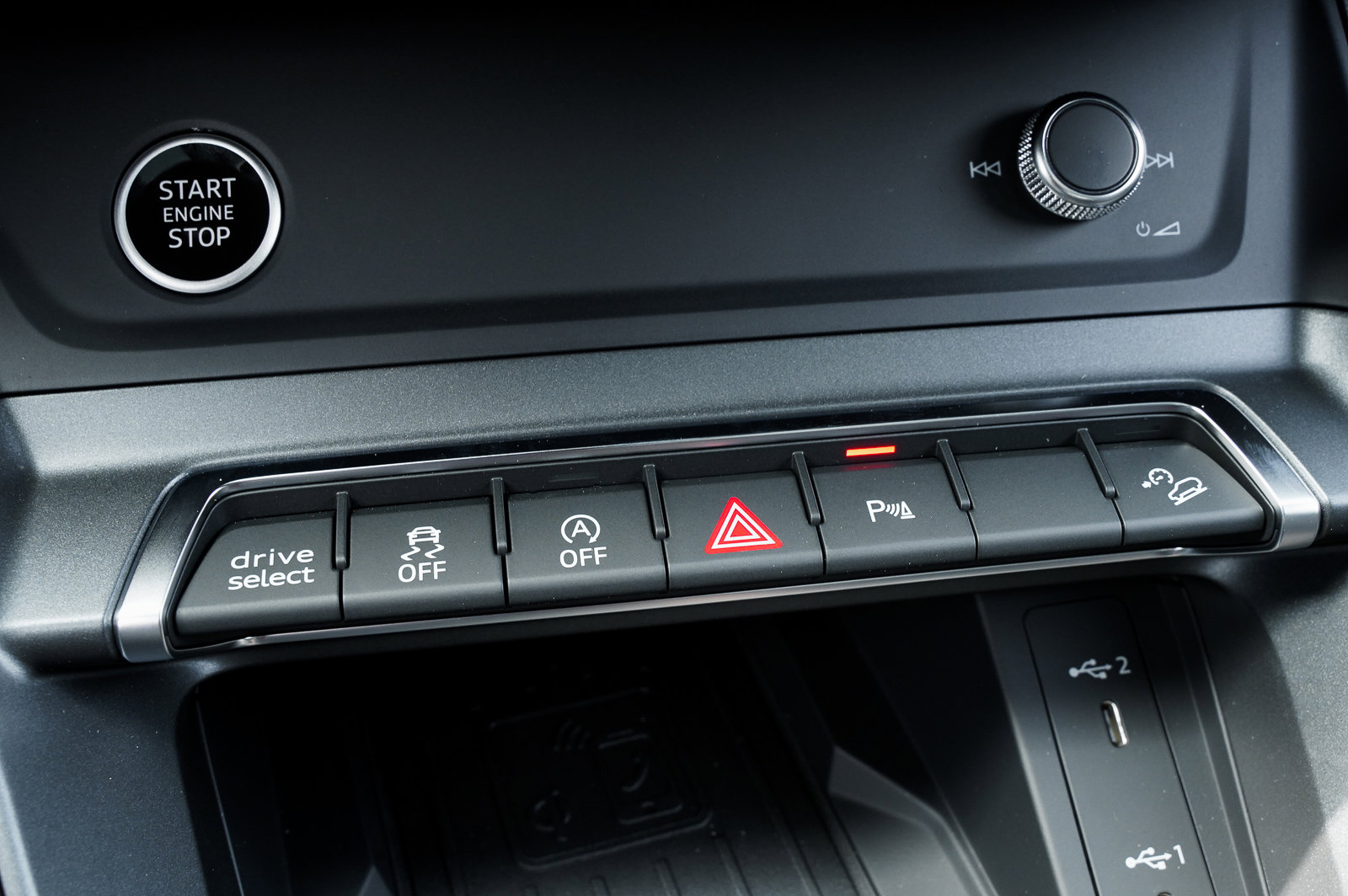 2025 Audi Q3 S line Premium Plus photo 10