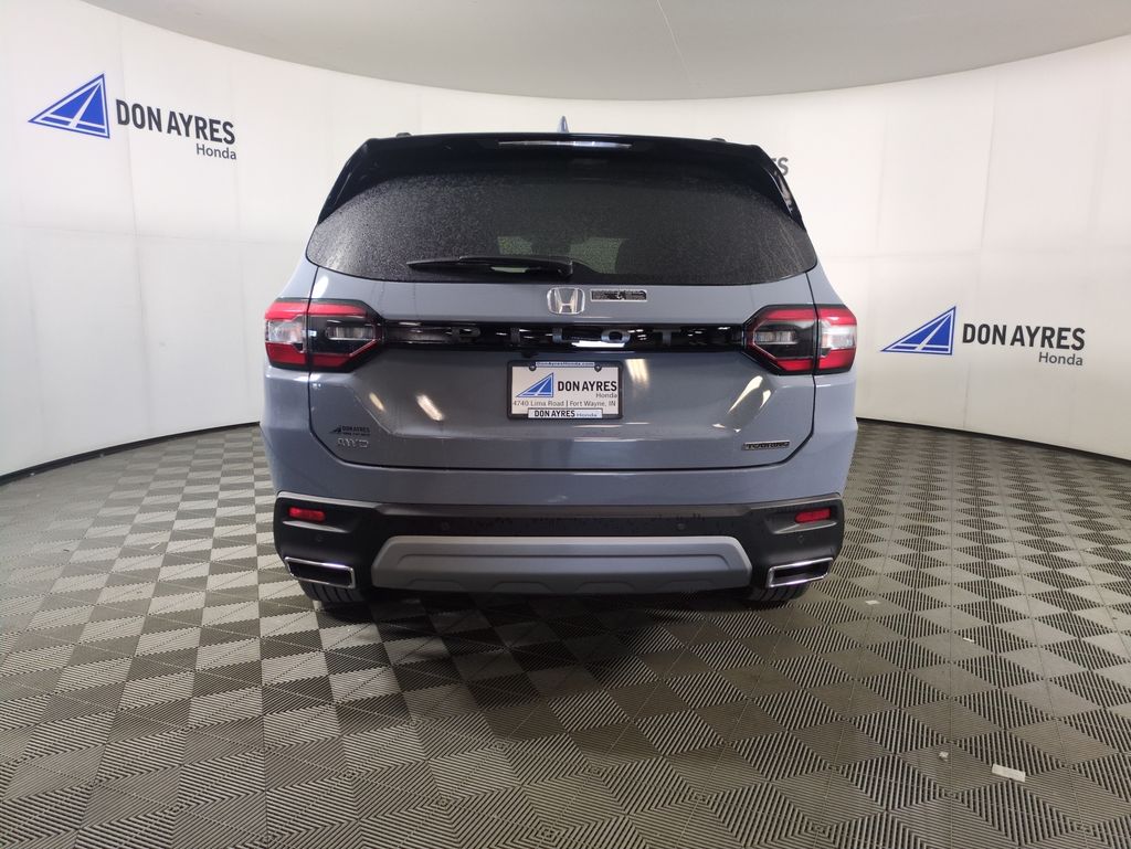 2025 Honda Pilot Touring photo 2