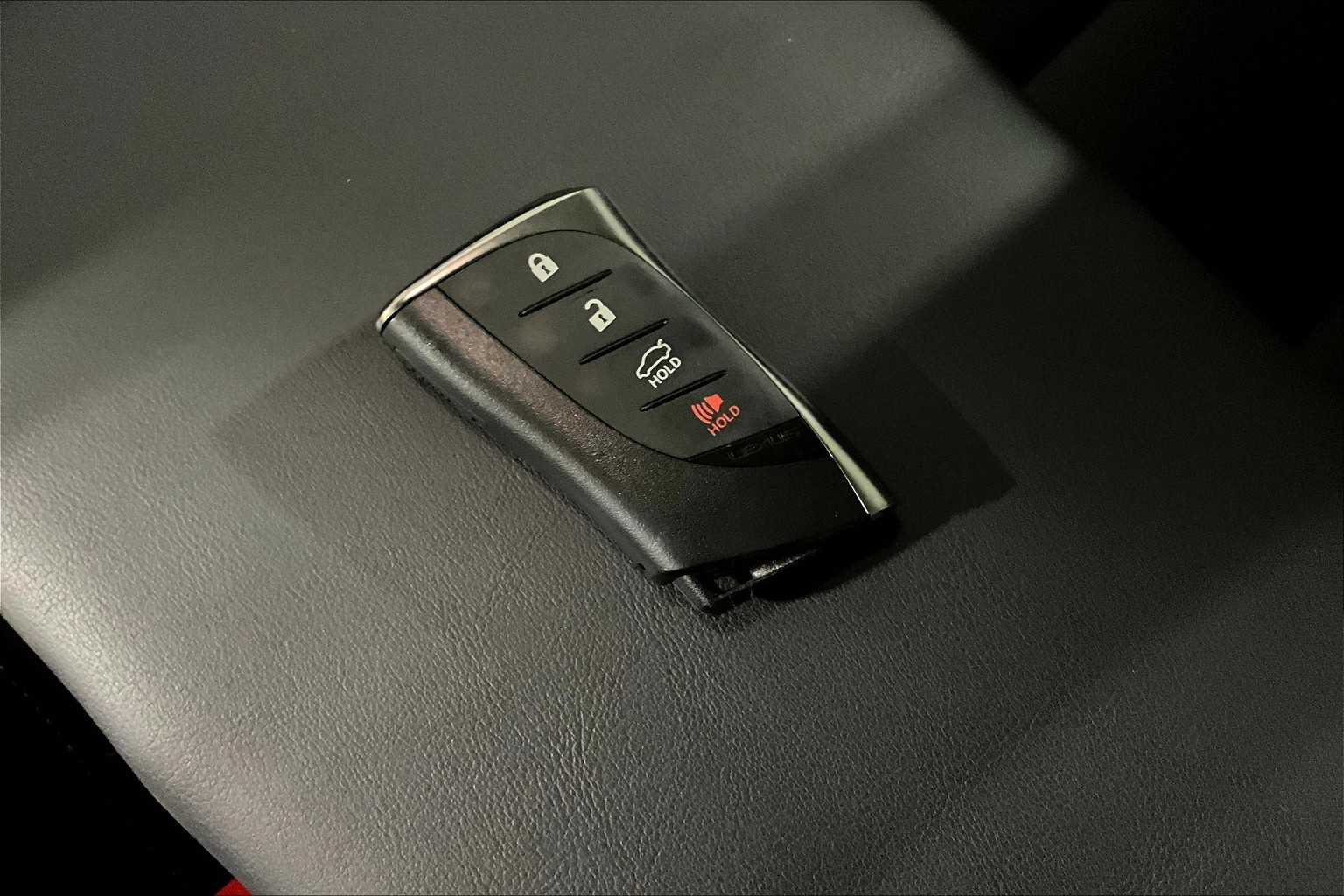 2025 Lexus ES Premium photo 13