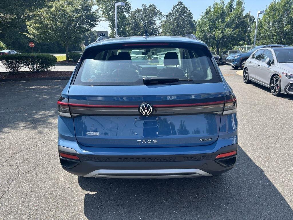 2025 Volkswagen Taos S photo 3