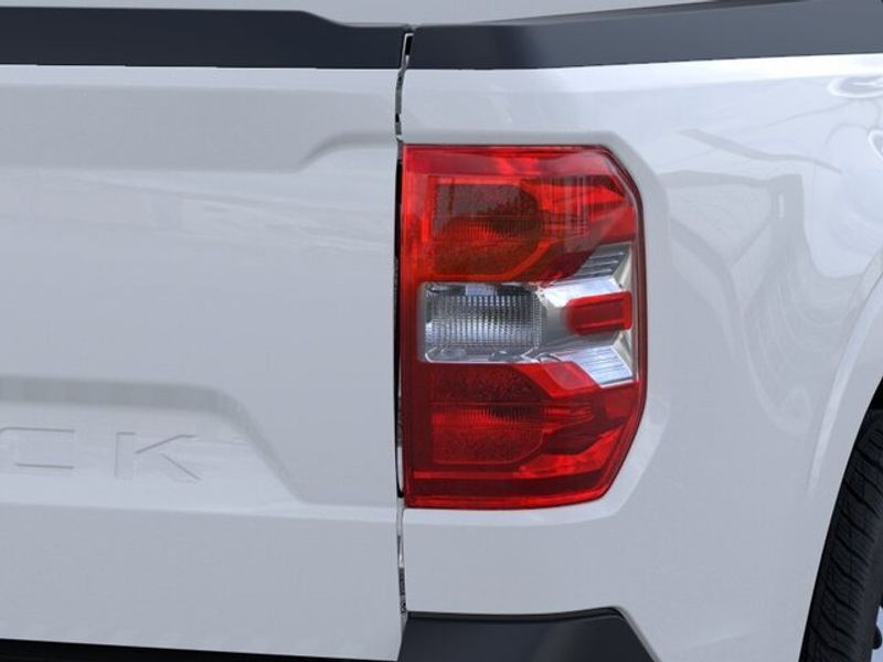 2025 Ford Maverick XL photo 17