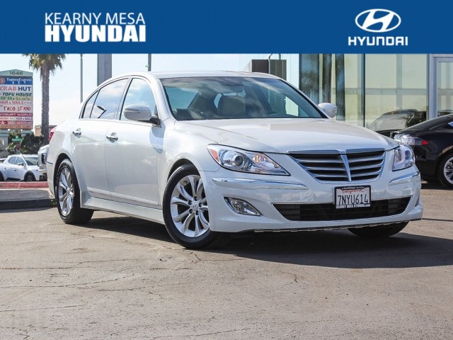 Pre-Owned 2013 Hyundai Genesis 3.8 4D Sedan in San Diego #P0912XR ...