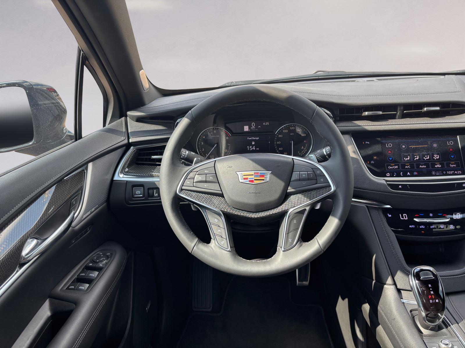2022 Cadillac XT5 Sport photo 12