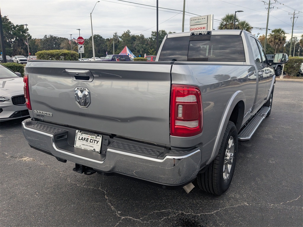 2020 Ram 3500 Laramie photo 3
