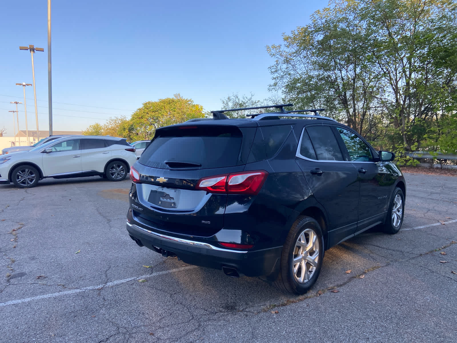 2020 Chevrolet Equinox LT photo 3