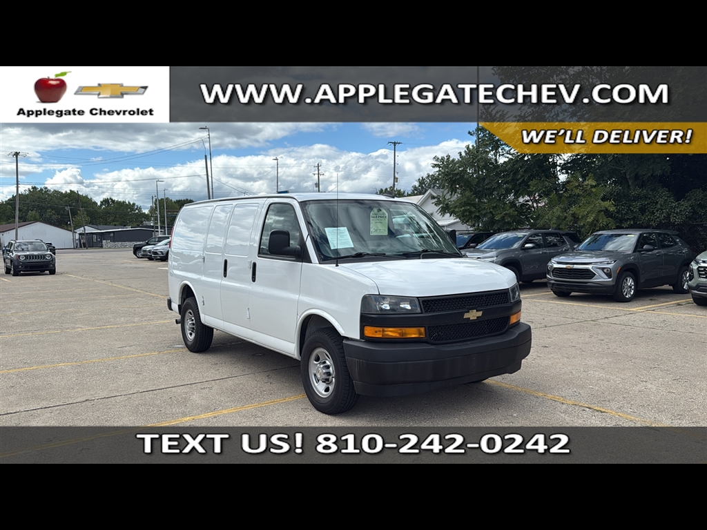 2021 Chevrolet Express Cargo 1WT's photo