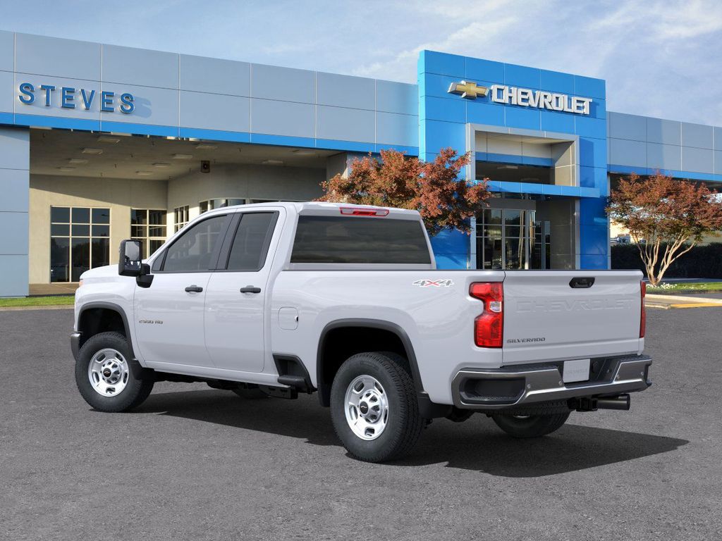 2025 Chevrolet Silverado 2500HD photo 3