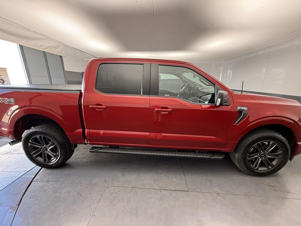 2022 Ford F-150 XLT photo 8