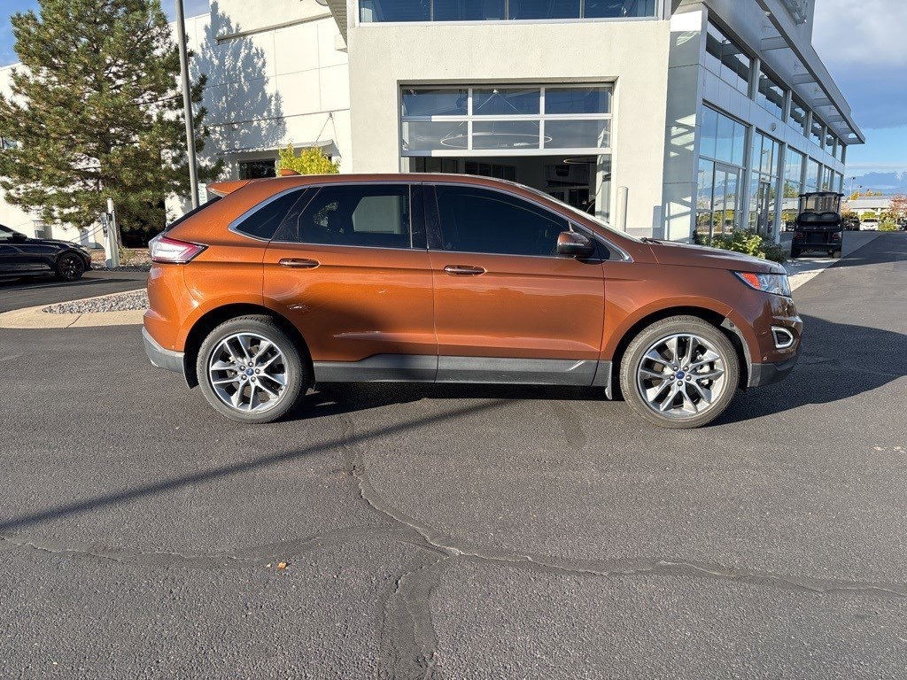 2017 Ford Edge Titanium photo 6
