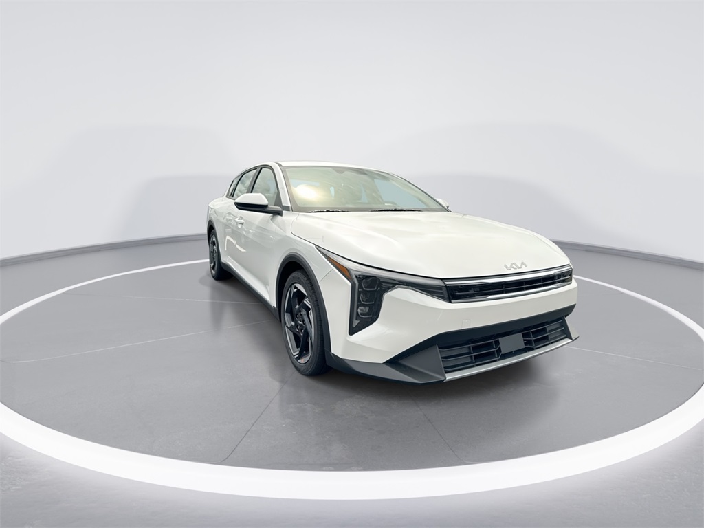 2025 Kia K4 EX photo 2