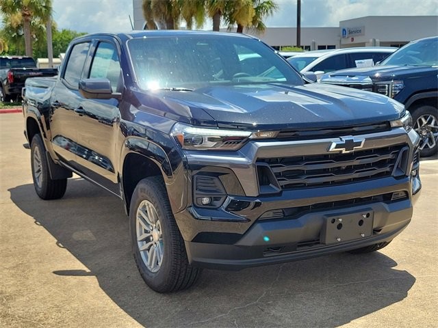 2025 Chevrolet Colorado WT/LT