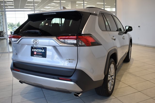 2024 Toyota RAV4 Limited photo 10
