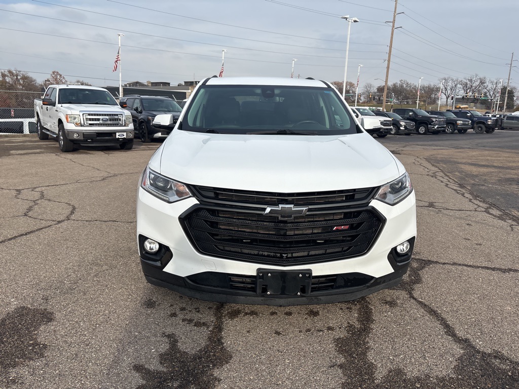 Used 2020 Chevrolet Traverse RS with VIN 1GNERJKWXLJ303750 for sale in Kansas City