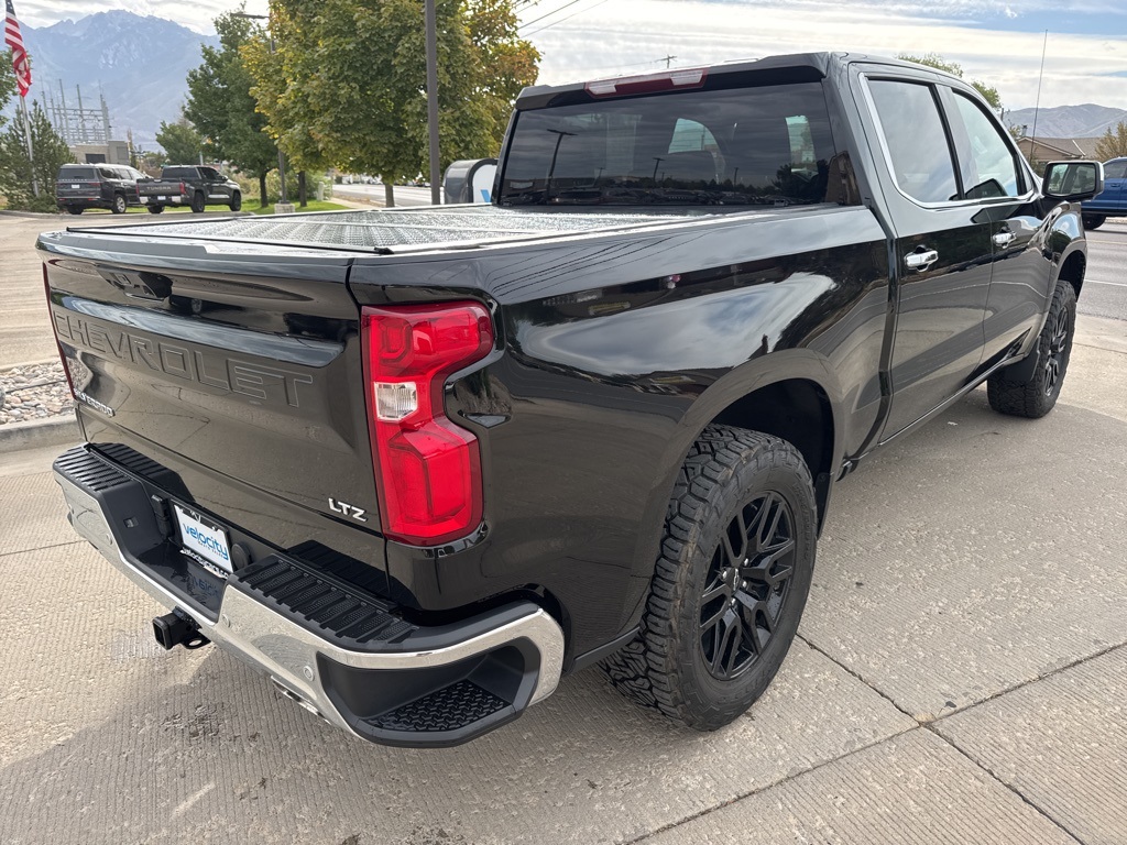 2023 Chevrolet Silverado 1500 LTZ photo 6