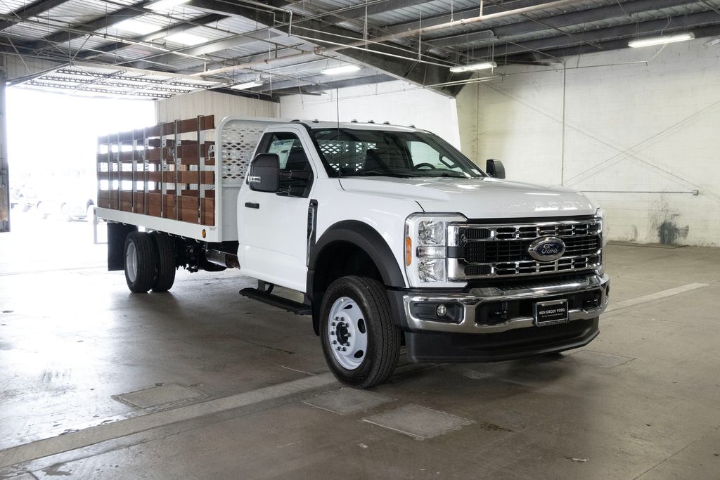 2025 Ford F-550 Chassis XL